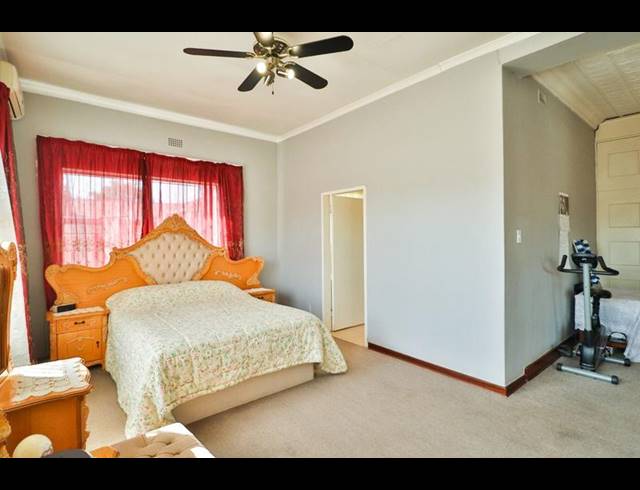 4 BEDROOM HOUSE FOR SALE IN KENSINGTON